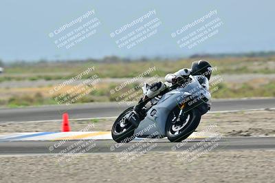 media/Apr-18-2025-TrackDaz (Fri) [[45f5874c44]]/B Group/Session 2 (Turn 7)/